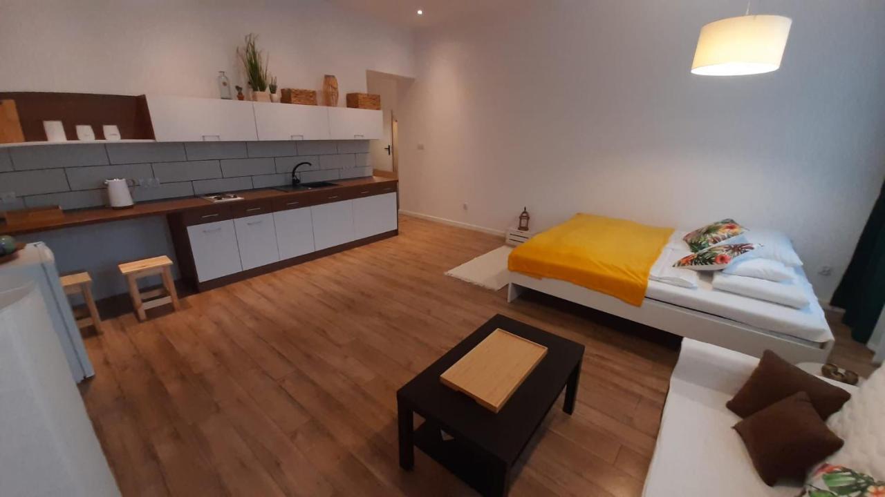 Apartamenty Jednosci 46 Breslavia Esterno foto